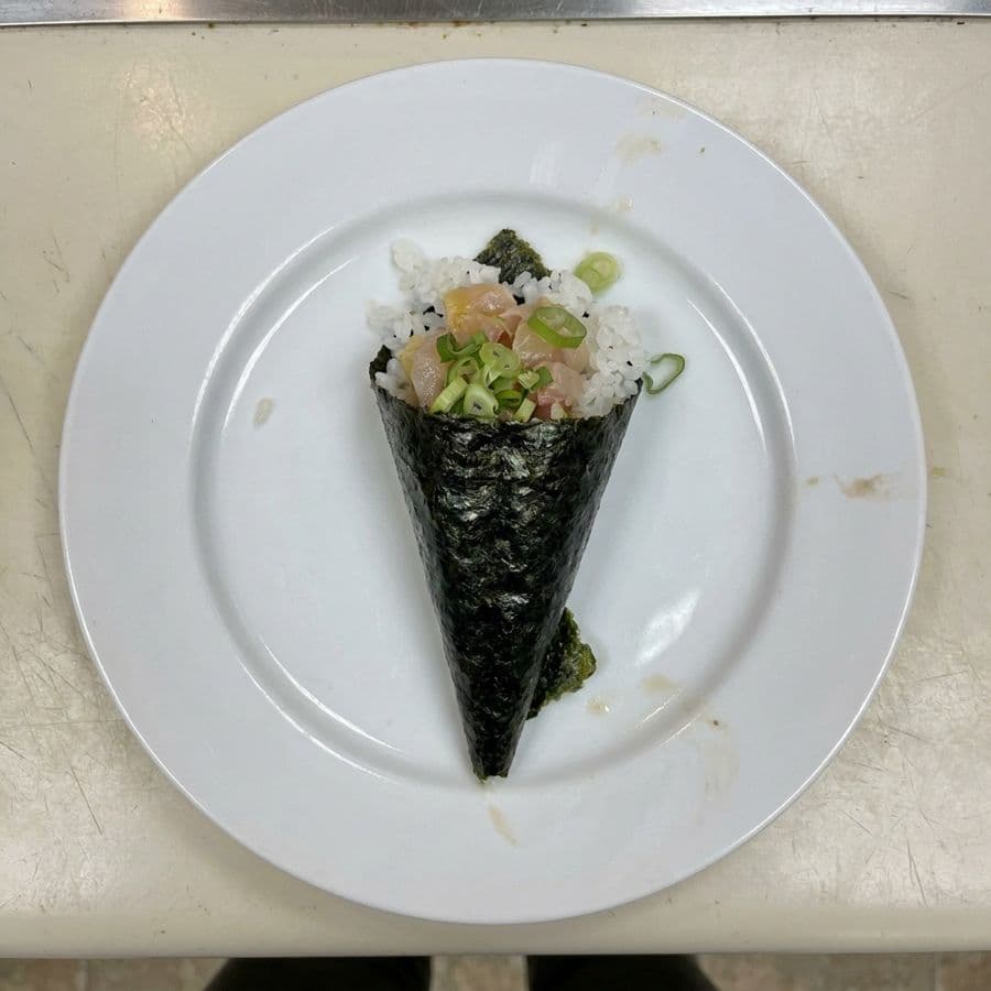 Yellowtail Scallion Hand Roll